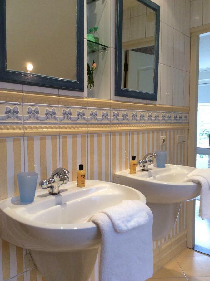 B&B Uden-Zuid ウーデン エクステリア 写真